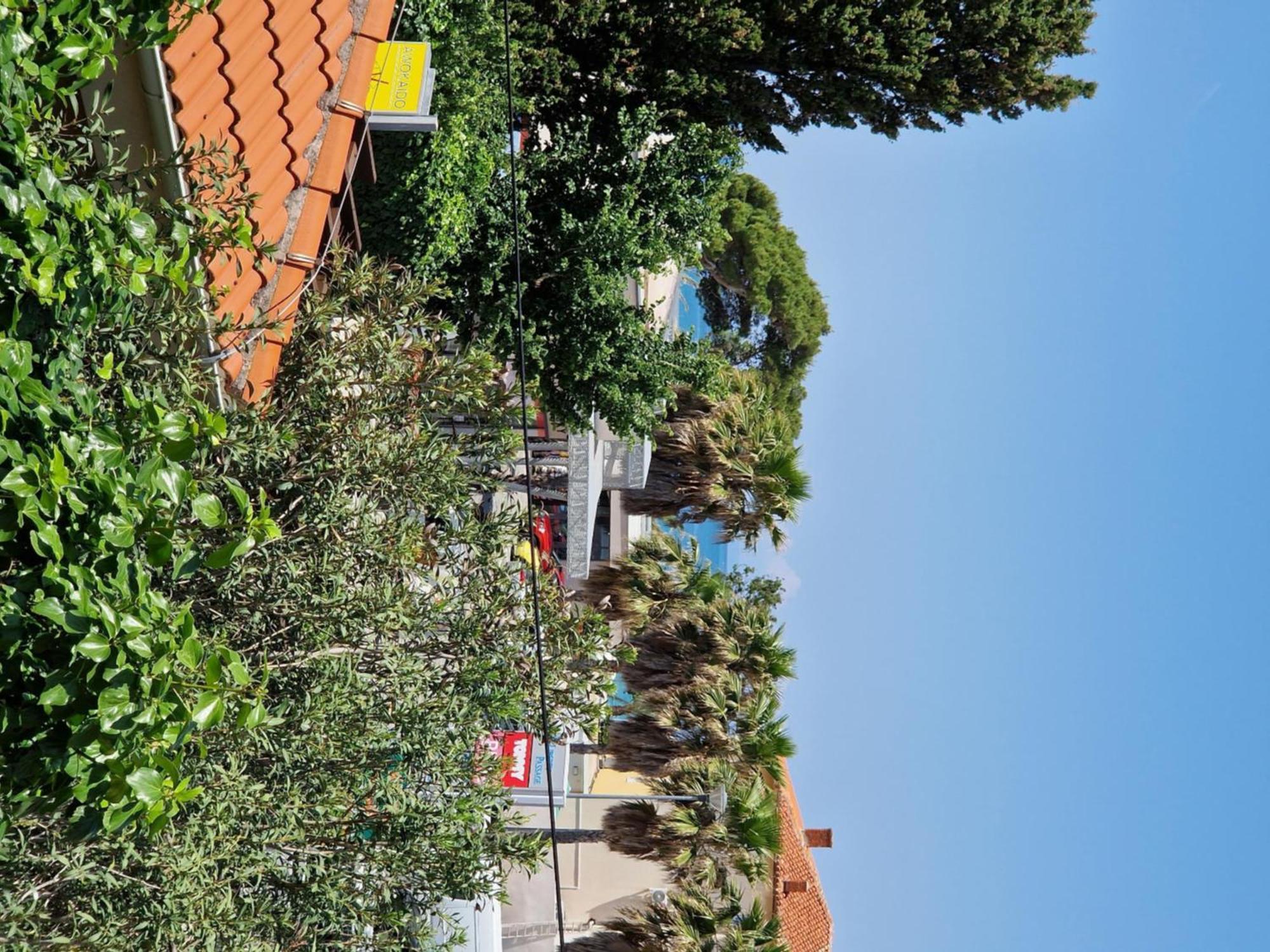 Apartment And Rooms Amenka نوفاليا المظهر الخارجي الصورة