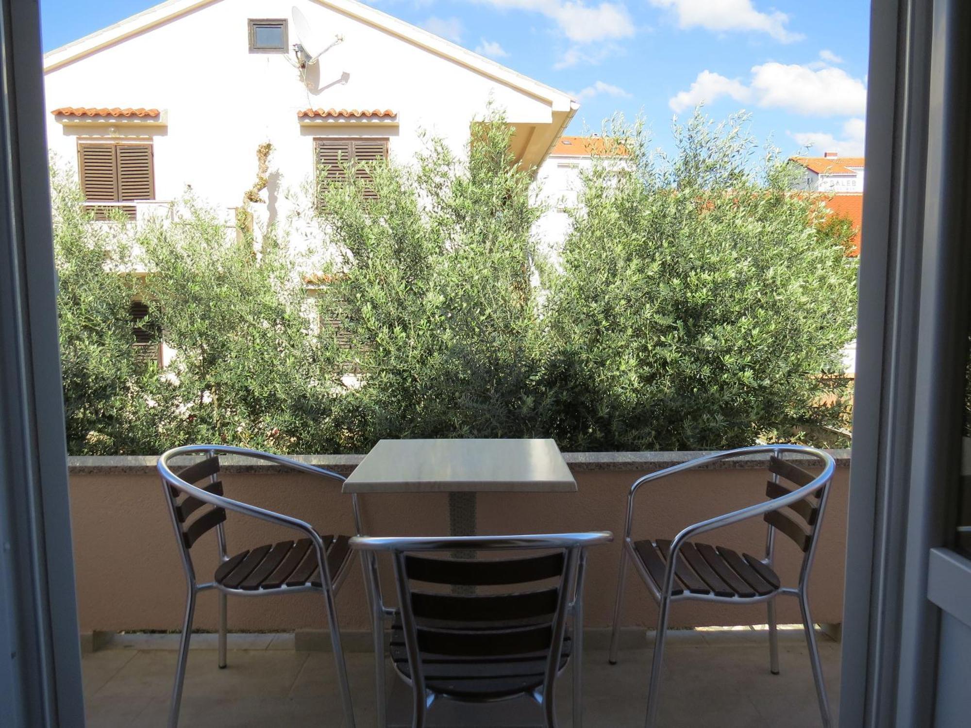 Apartment And Rooms Amenka نوفاليا المظهر الخارجي الصورة