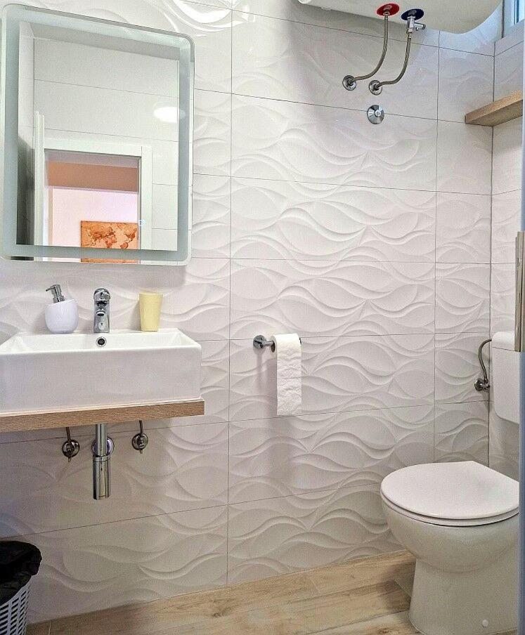 Apartment And Rooms Amenka نوفاليا المظهر الخارجي الصورة